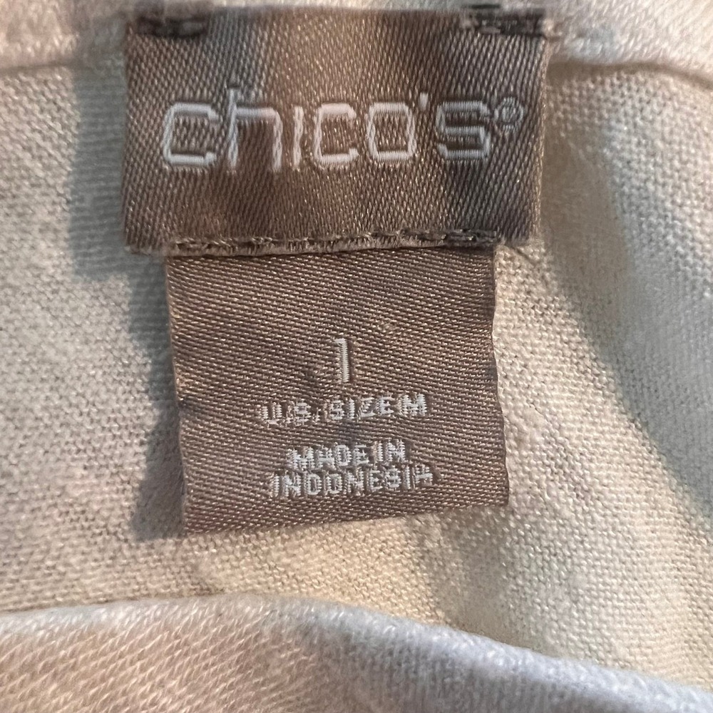 Chicos White 100% Linen V-Neck T-Shirt Short Sleeve Top Womens Size 1 Medium - Picture 3 of 4